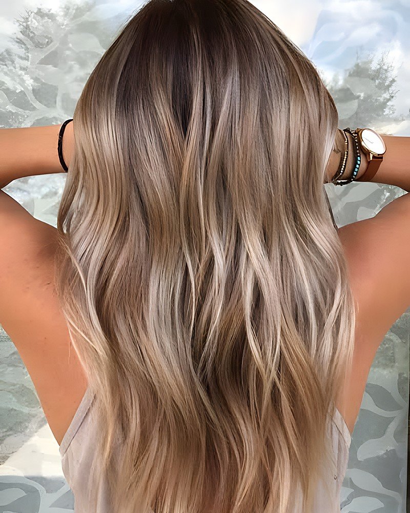 Mechas con efecto de luminosidad en el cabello